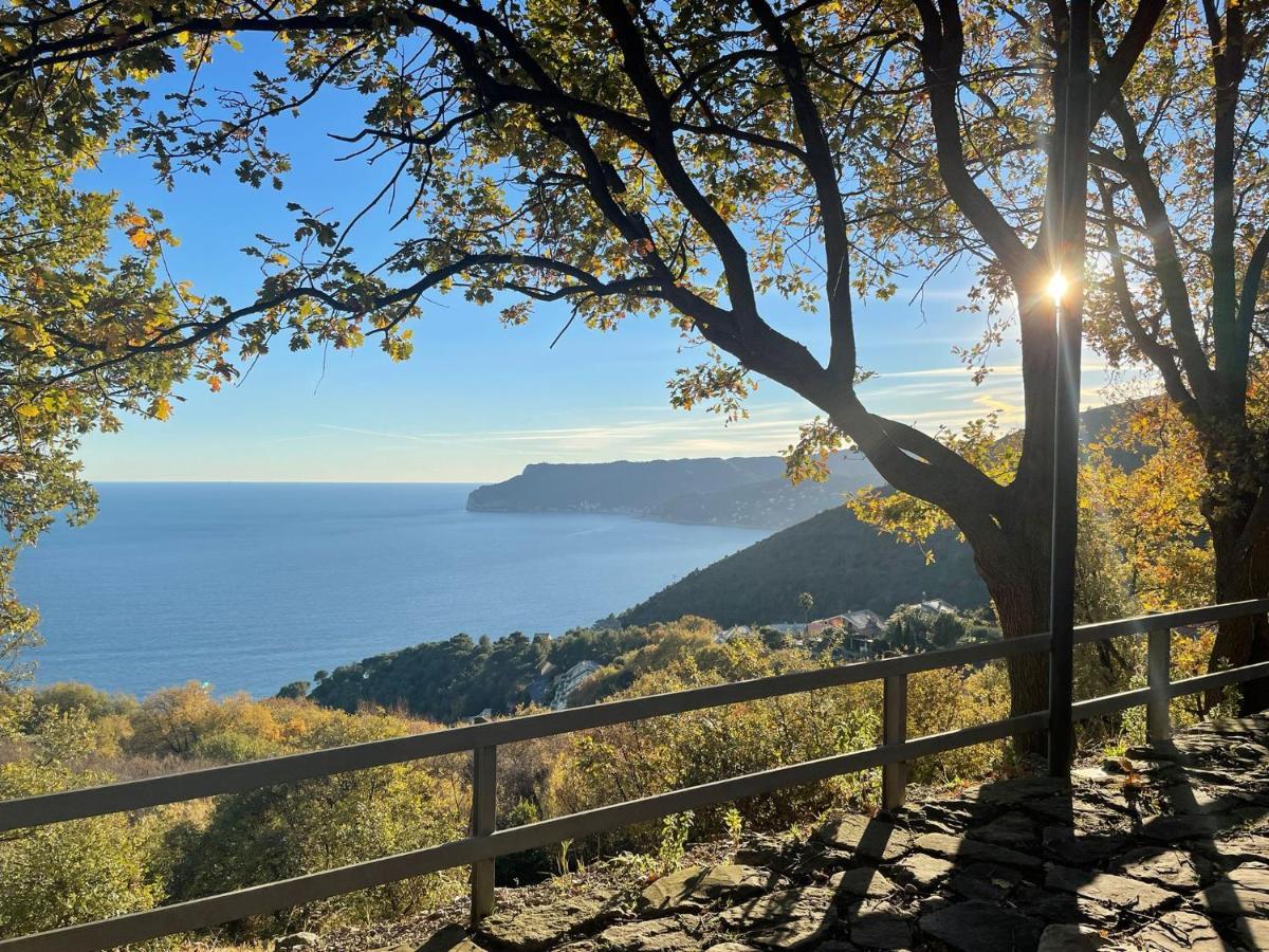 Una Finestra Sul Mare Home 2 Bergeggi Exterior foto